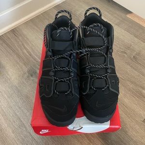 Air More Uptempo black/black-black